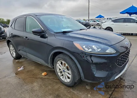 2020 Ford Escape Se z USA, uszkodzony, nr VIN 1FMCU0G68LUA54277